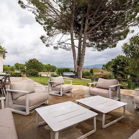 La Moursoise 4 Etoiles Villa Mours-Saint-Eusebe